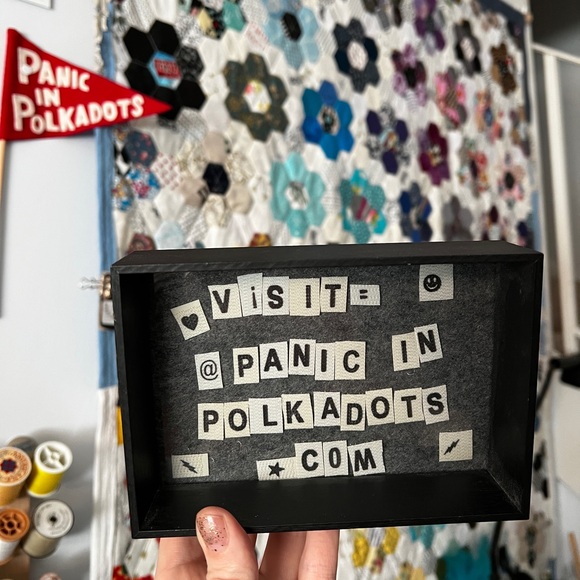 Long Sleeve Tee - Panic in Polkadots - Picture 13 of 13